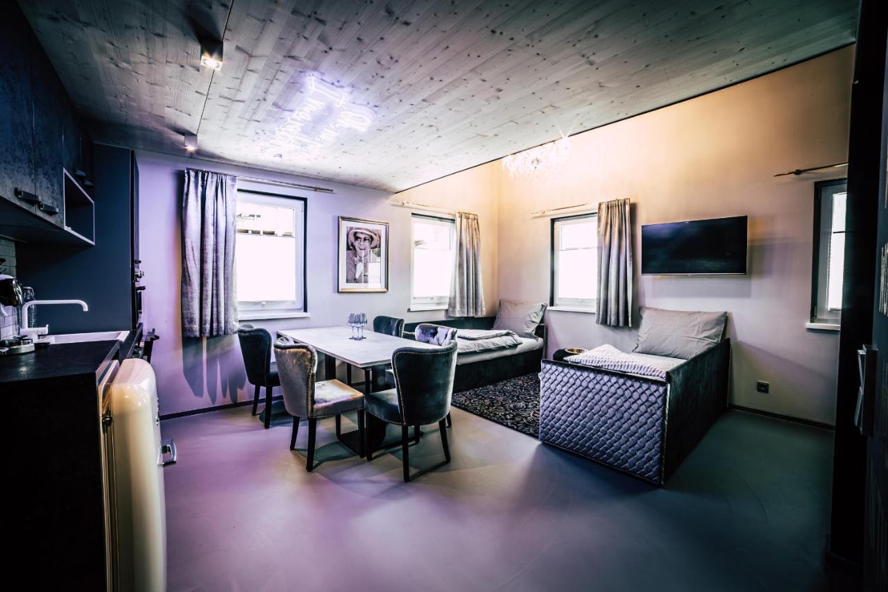 Boutique Apartments Old School Söll Eksteriør billede
